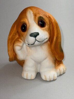 Vintage Homco Basset Hound Dog Puppy Figurine Anthropomorphic Gift Puppies Paw